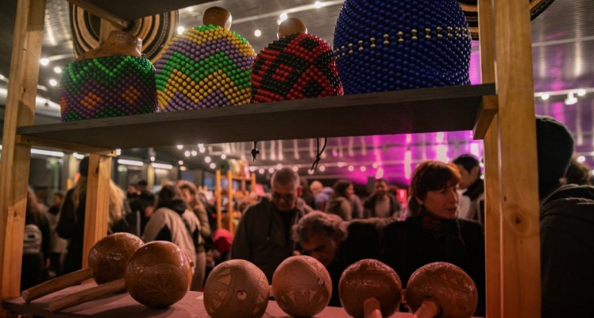 Toque 2025: Feria de luthiers, instrumentos y editoriales