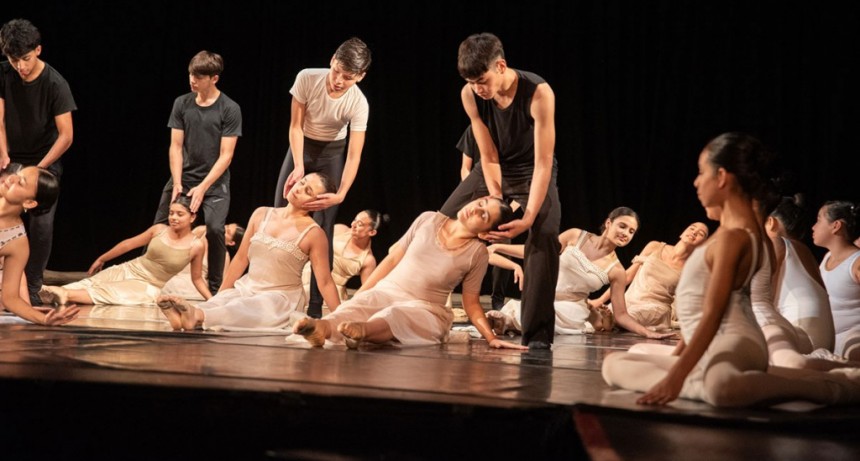 Escuela de Canto Coral y Escuela de Formación Nacional en Danza