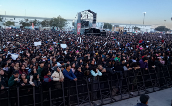 Récord histórico de público en la octava velada de la Fiesta del Poncho
